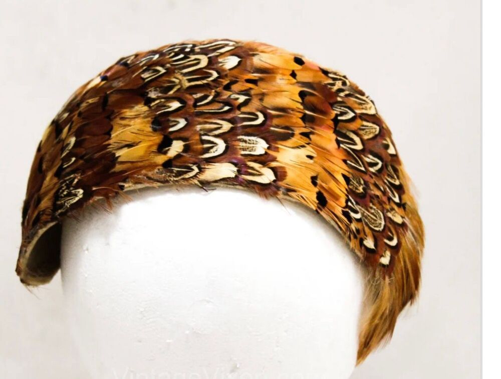 Vintage 1950’s Pheasant feather hat with bangs